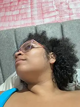 Snapshot of Tana_latin chatting on 05-14-26, 01:46 Tana latin online show from 05-14-26, 01:46