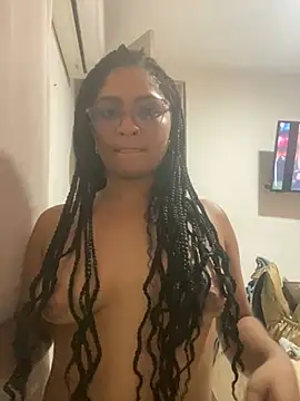 Snapshot of Tana_latin chatting on 03-06-25, 10:26 Tana latin online show from 03-06-25, 10:26