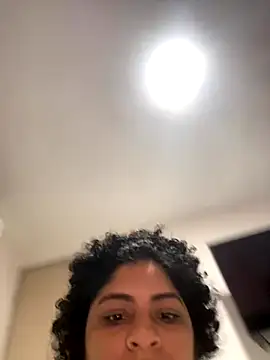 Snapshot of Tana_latin chatting on 10-11-25, 02:23 Tana latin online show from 10-11-25, 02:23