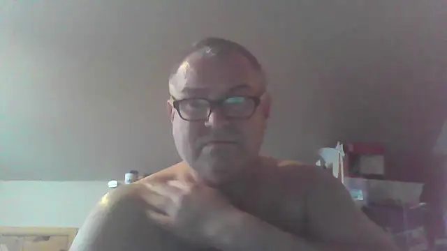 mkestr69 online show from 12-01-25, 09:26