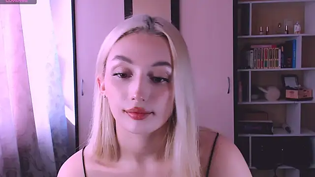 beauty blonde online show from 03-03-25, 09:34