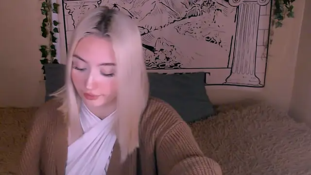 beauty blonde online show from 03-18-25, 12:51