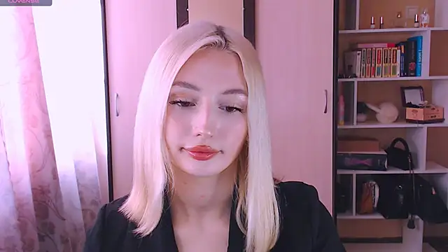 beauty blonde online show from 03-04-25, 08:35