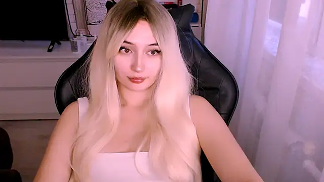 beauty blonde online show from 10-19-25, 01:19