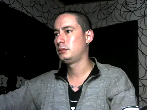 vampireathome online show from 11-25-25, 03:18