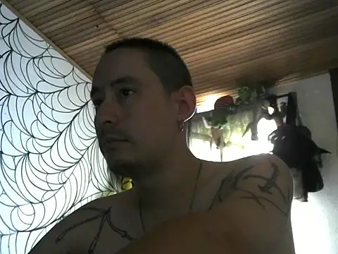 Snapshot of vampireathome chatting on 05-12-26, 06:14 vampireathome online show from 05-12-26, 06:14
