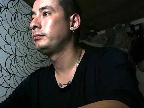 Snapshot of vampireathome chatting on 05-14-26, 05:04 vampireathome online show from 05-14-26, 05:04