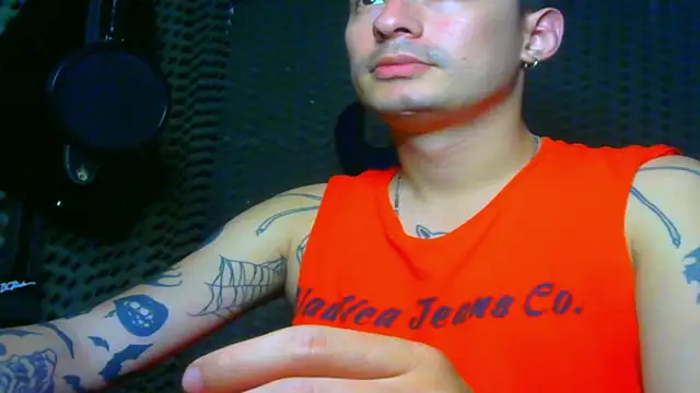 vampireathome online show from 03-18-25, 03:23