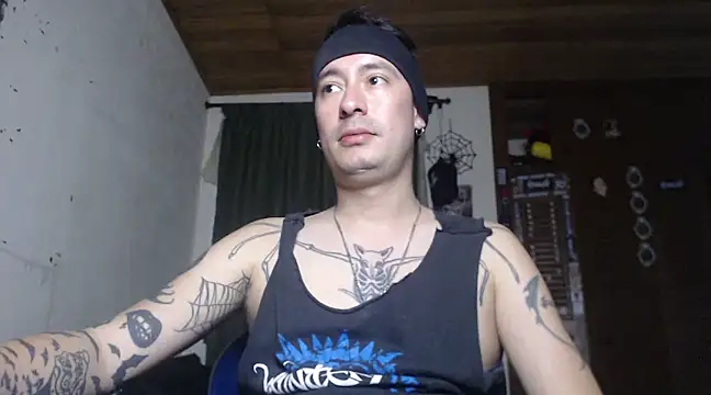 vampireathome online show from 02-07-25, 05:41