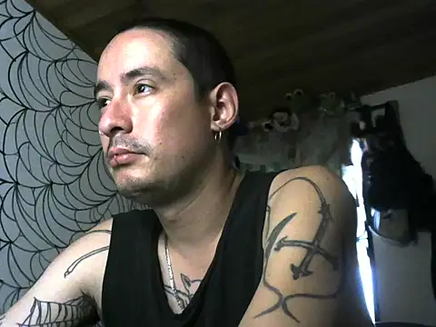 Snapshot of vampireathome chatting on 05-04-26, 07:06 vampireathome online show from 05-04-26, 07:06