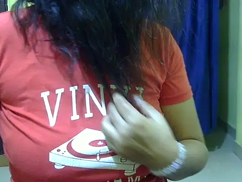 Your cutiepie  online show from 10-08-25, 05:02