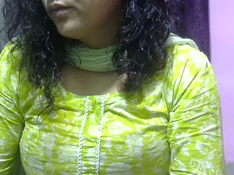 Snapshot of Your_cutiepie_ chatting on 05-30-26, 07:52 Your cutiepie online show from 05-30-26, 07:52