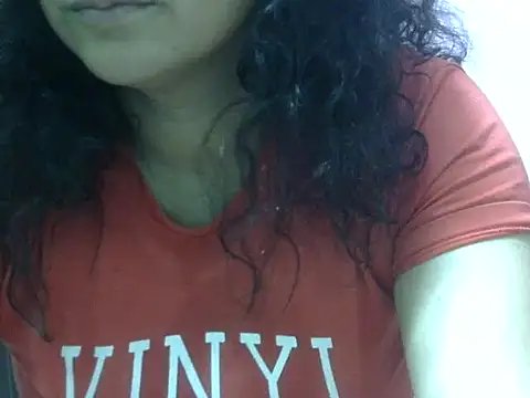 Snapshot of Your_cutiepie_ chatting on 05-03-26, 06:22 Your cutiepie online show from 05-03-26, 06:22