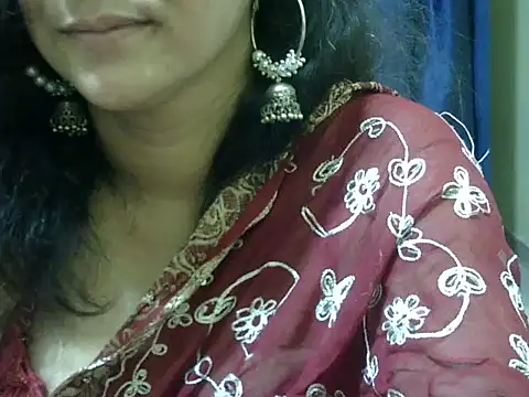 Your cutiepie  online show from 10-07-25, 06:09