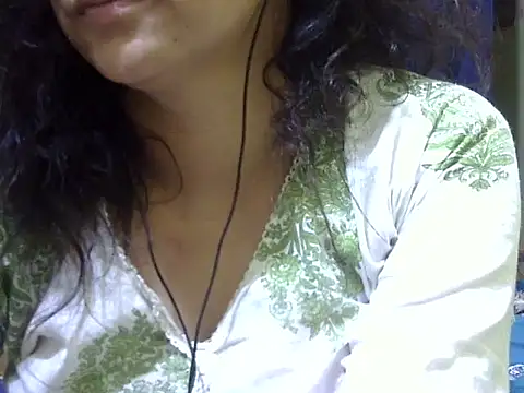 Your cutiepie  online show from 10-15-25, 04:26