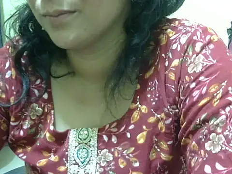 Your cutiepie  online show from 10-27-25, 05:14