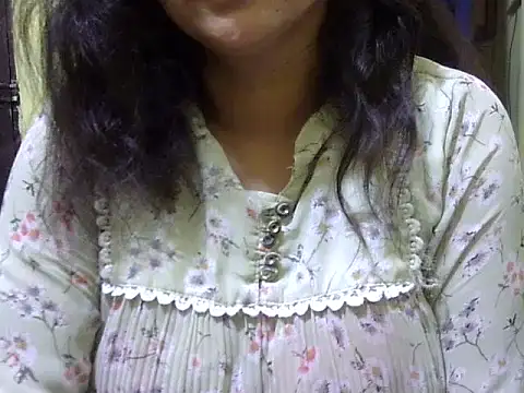 Your cutiepie  online show from 10-04-25, 05:36