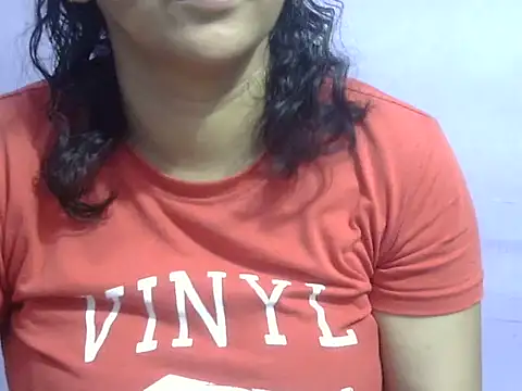 Your cutiepie  online show from 03-15-26, 08:54