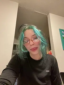 Snapshot of sleepygirlJo chatting on 02-18-25, 12:59 sleepygirlJo online show from 02-18-25, 12:59