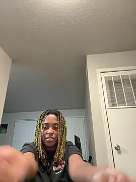 Snapshot of sleepygirlJo chatting on 02-12-25, 04:23 sleepygirlJo online show from 02-12-25, 04:23