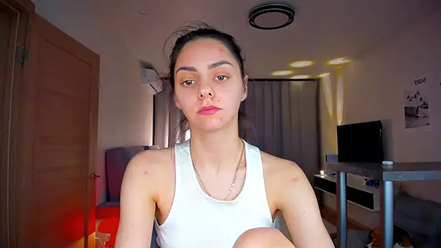 EmiliaZen online show from 03-31-26, 07:05