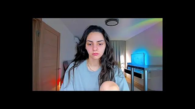 EmiliaZen online show from 02-02-26, 04:06