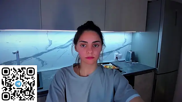 EmiliaZen online show from 05-28-26, 10:26