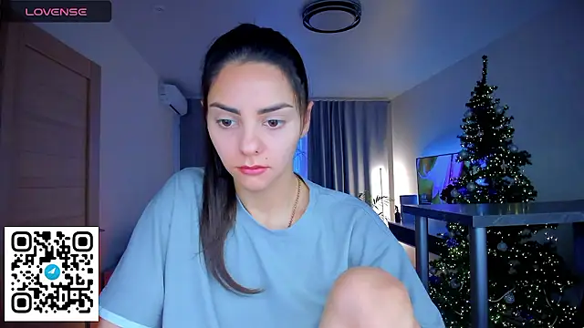 EmiliaZen online show from 01-08-26, 01:06