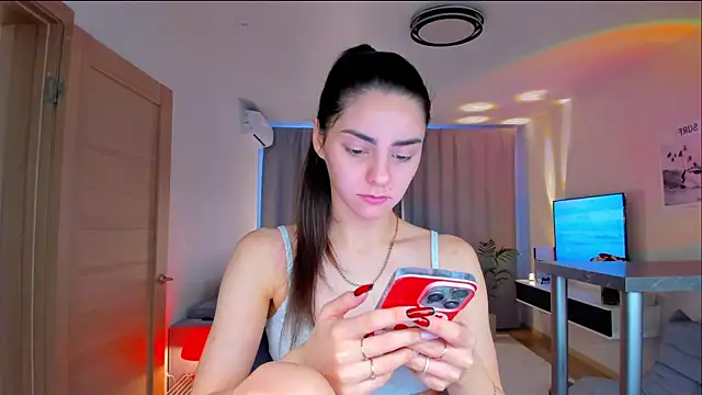 EmiliaZen online show from 02-20-26, 02:41