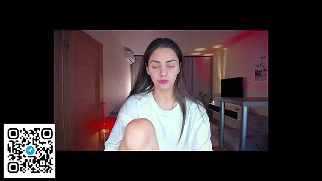 EmiliaZen online show from 03-22-26, 07:37