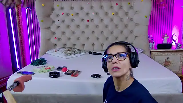 PlayfulShow online show from 01-08-26, 09:37