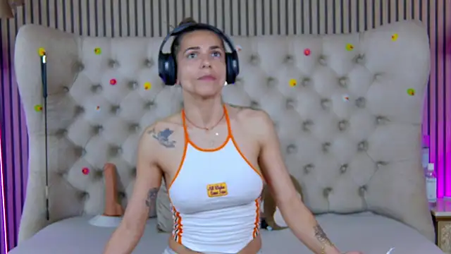 PlayfulShow online show from 04-13-26, 03:49