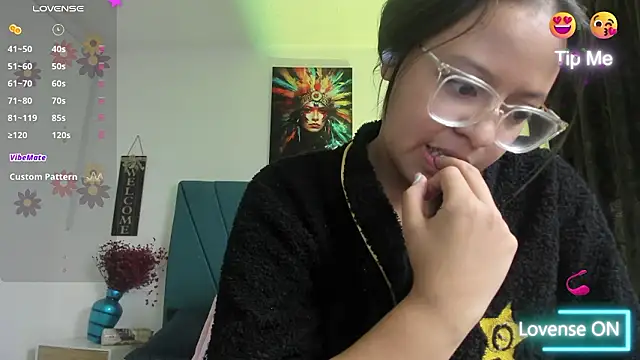 Snapshot of Ariel_star1 chatting on 02-23-26, 12:50 Ariel star1 online show from 02-23-26, 12:50