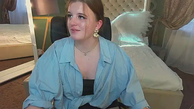 KristiMoons online show from 03-19-25, 05:08