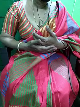 niiveditha online show from 09-23-25, 02:35