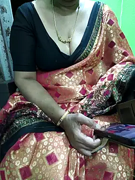 niiveditha online show from 10-12-25, 10:38