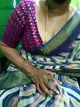 niiveditha online show from 11-04-25, 11:58