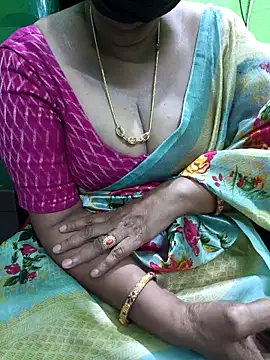 niiveditha online show from 10-06-25, 01:12