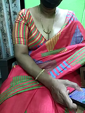 niiveditha online show from 09-24-25, 02:40