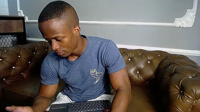 LiamRivers  online show from 02-18-26, 04:58