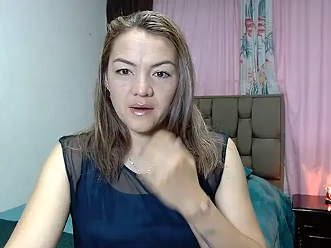 PenelopeMist online show from 11-21-25, 07:57