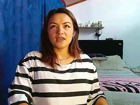 PenelopeMist online show from 03-12-25, 09:24