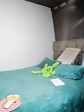 PenelopeMist online show from 09-26-25, 03:24