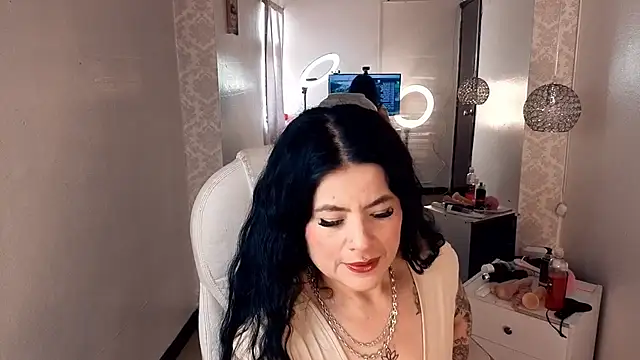 lizha milf online show from 09-20-25, 05:07