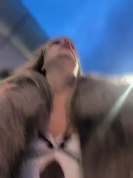 Sexybiene969 online show from 03-17-26, 05:27