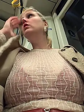 Sexybiene969 online show from 01-10-26, 05:08