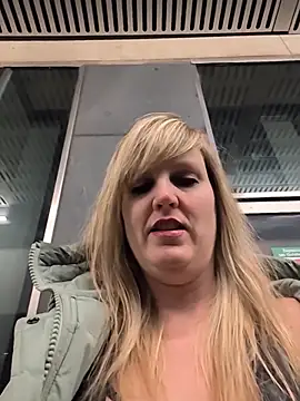 Sexybiene969 online show from 01-13-26, 05:28