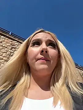 hotamanda01 online show from 02-24-26, 11:33