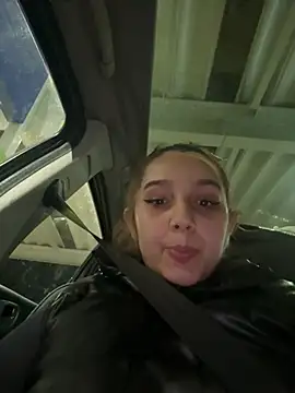 hotamanda01 online show from 03-22-26, 10:00