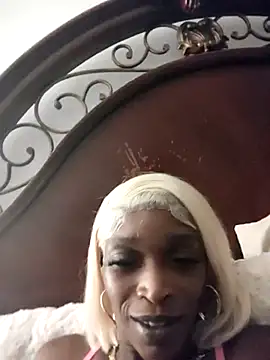 Snapshot of sexyycie chatting on 02-08-25, 07:15 sexyycie online show from 02-08-25, 07:15